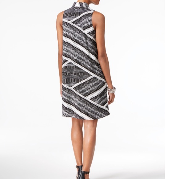 Like New! Alfani Dress Sleeveless - Picture 2 of 10